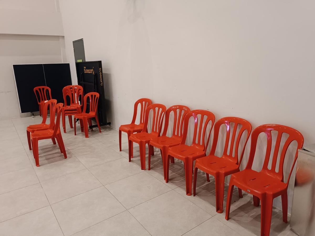 Aisy Homestay Putrajaya Cyberjaya Klia 甘榜龙溪 外观 照片