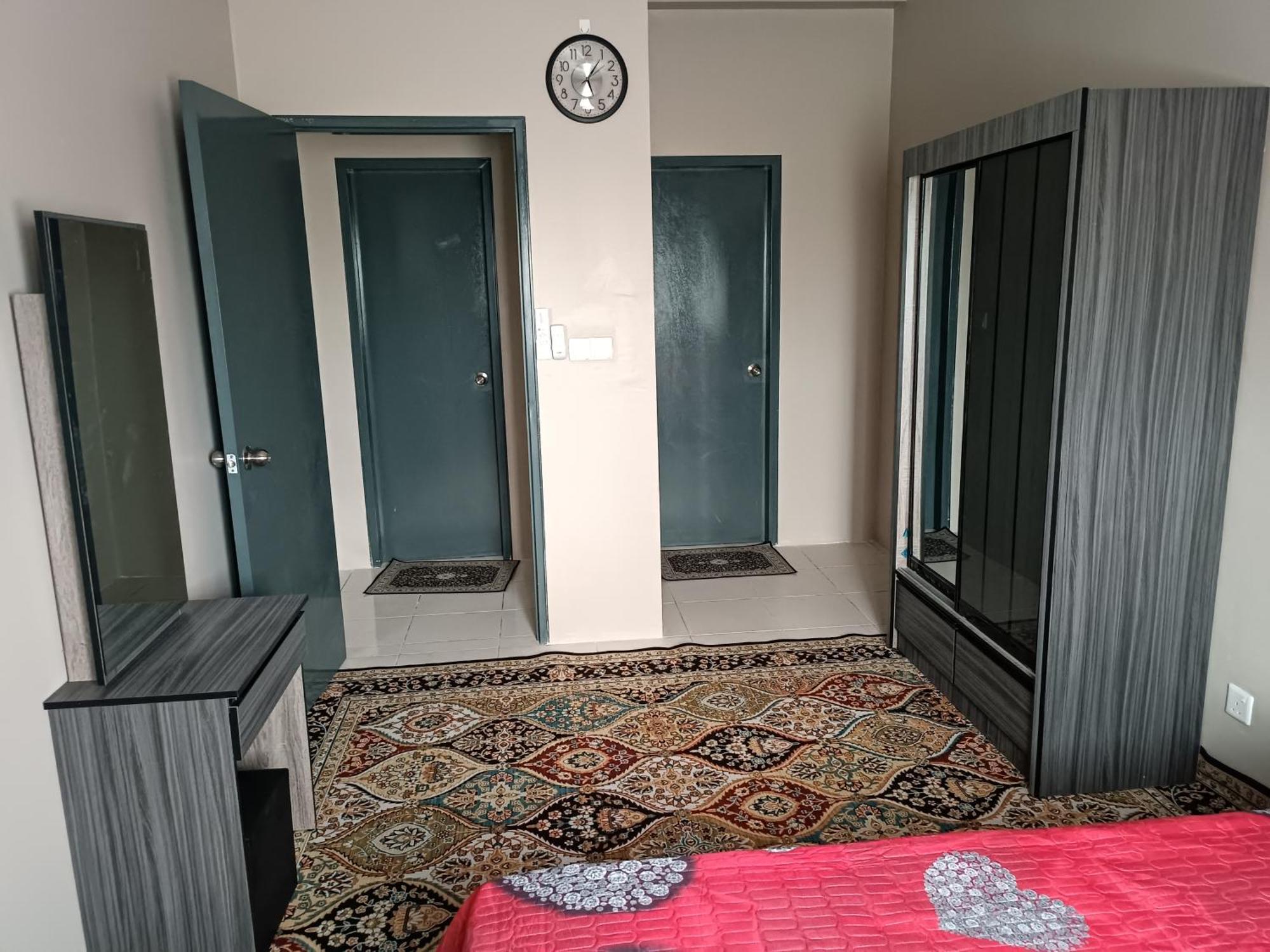 Aisy Homestay Putrajaya Cyberjaya Klia 甘榜龙溪 外观 照片